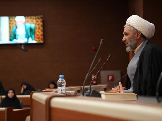 ثبت نام دانشجویان مقطع کارشناسی ارشد 1404-1403 