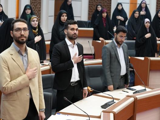 به روایت تصویر ؛ نشست صمیمانه پرسش و پاسخ دانشجویان با ریاست دانشگاه جامع انقلاب اسلامی در روز دانشجو