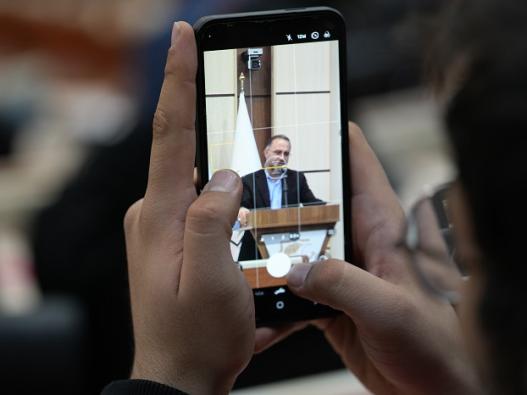 به روایت تصویر ؛ نشست صمیمانه پرسش و پاسخ دانشجویان با ریاست دانشگاه جامع انقلاب اسلامی در روز دانشجو