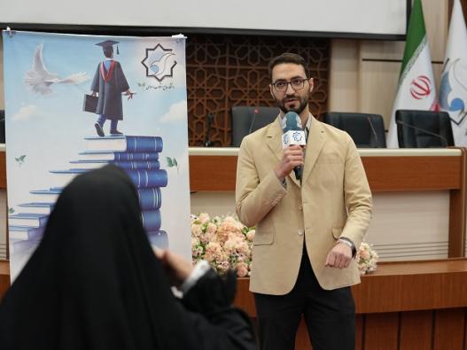 به روایت تصویر ؛ نشست صمیمانه پرسش و پاسخ دانشجویان با ریاست دانشگاه جامع انقلاب اسلامی در روز دانشجو